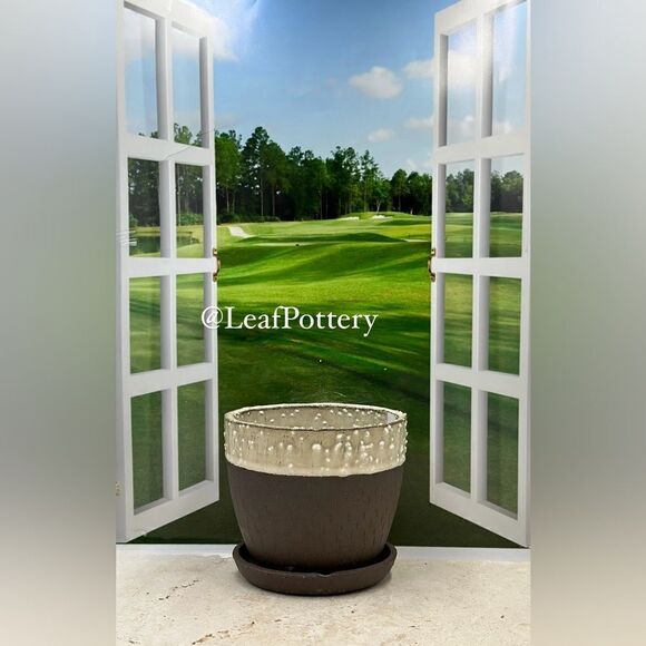Cafe Noir (SM) Brown/Beige Clay/Concrete Planter Pot with Saucer Attached - Picture 4 of 8